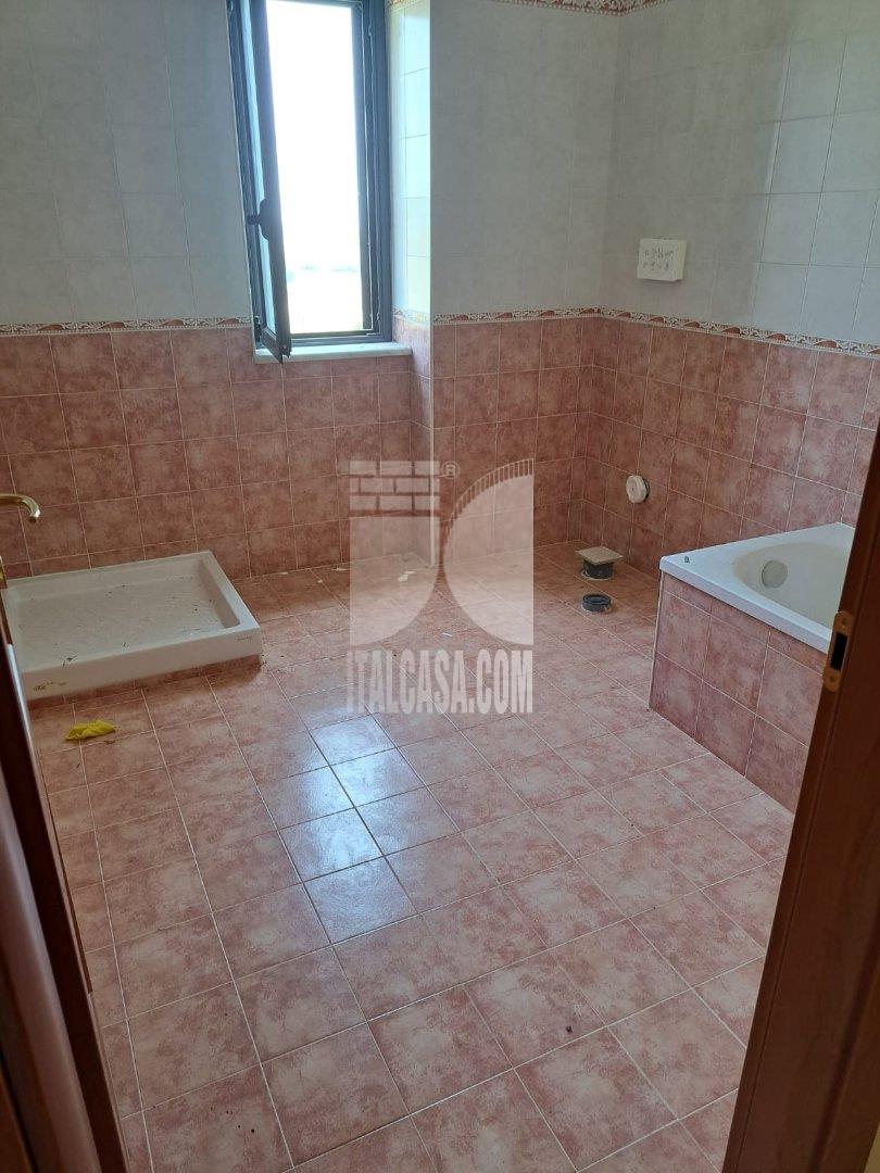 Appartamento in vendita a Crotone