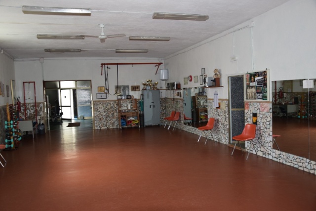 Magazzino in vendita a Crotone