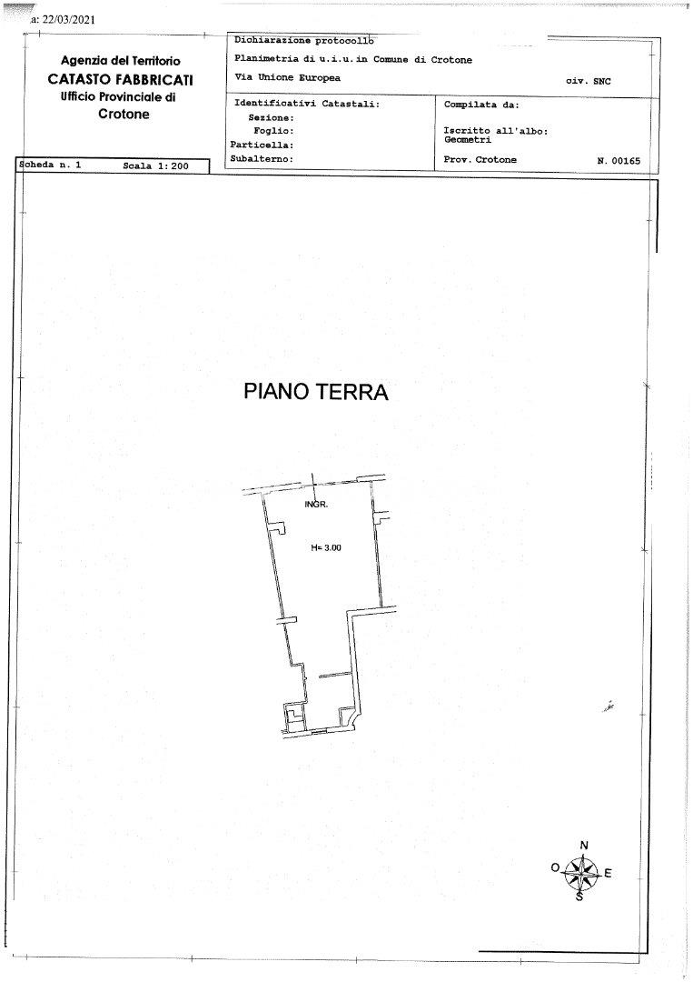 Magazzino in vendita a Crotone