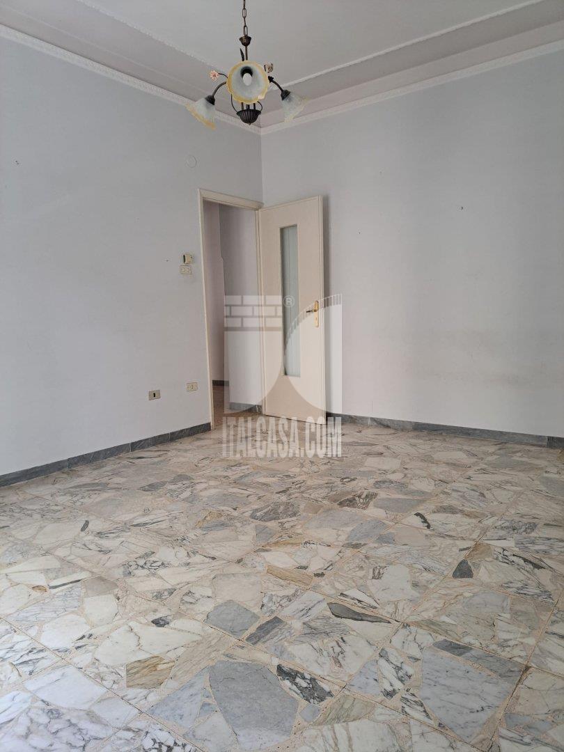 Appartamento in vendita a Crotone