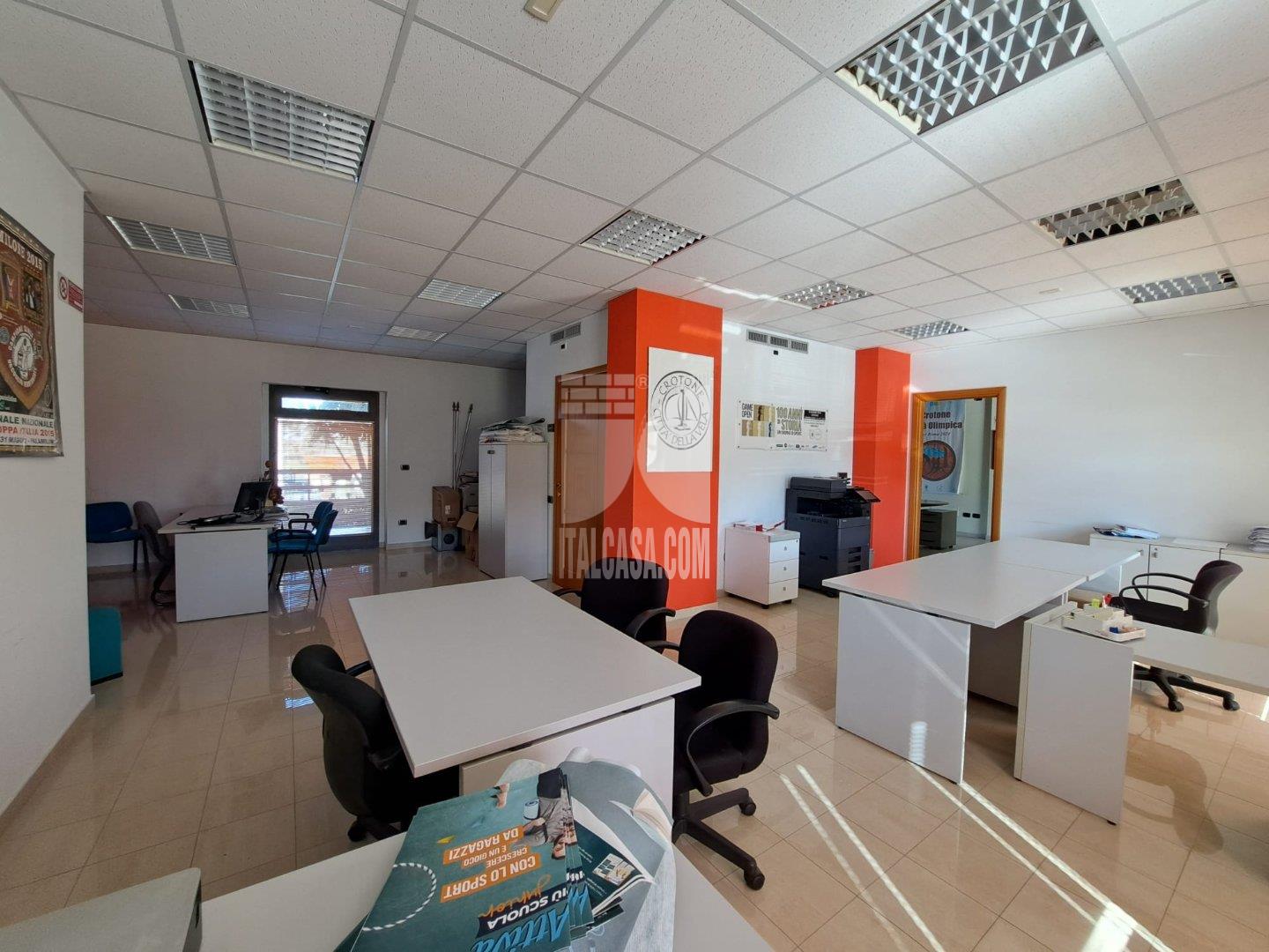 Ufficio in vendita a Crotone