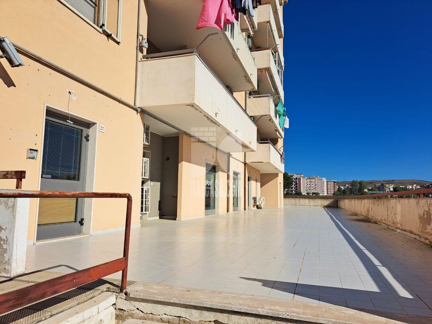 Ufficio in vendita a Crotone