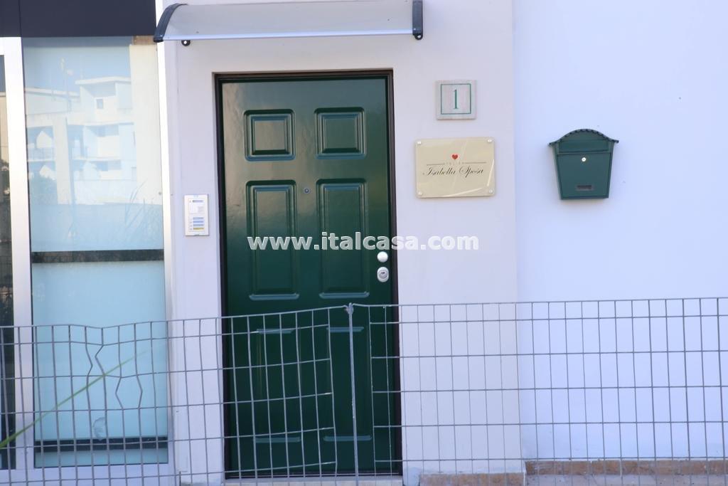 Stabile in vendita a Crotone