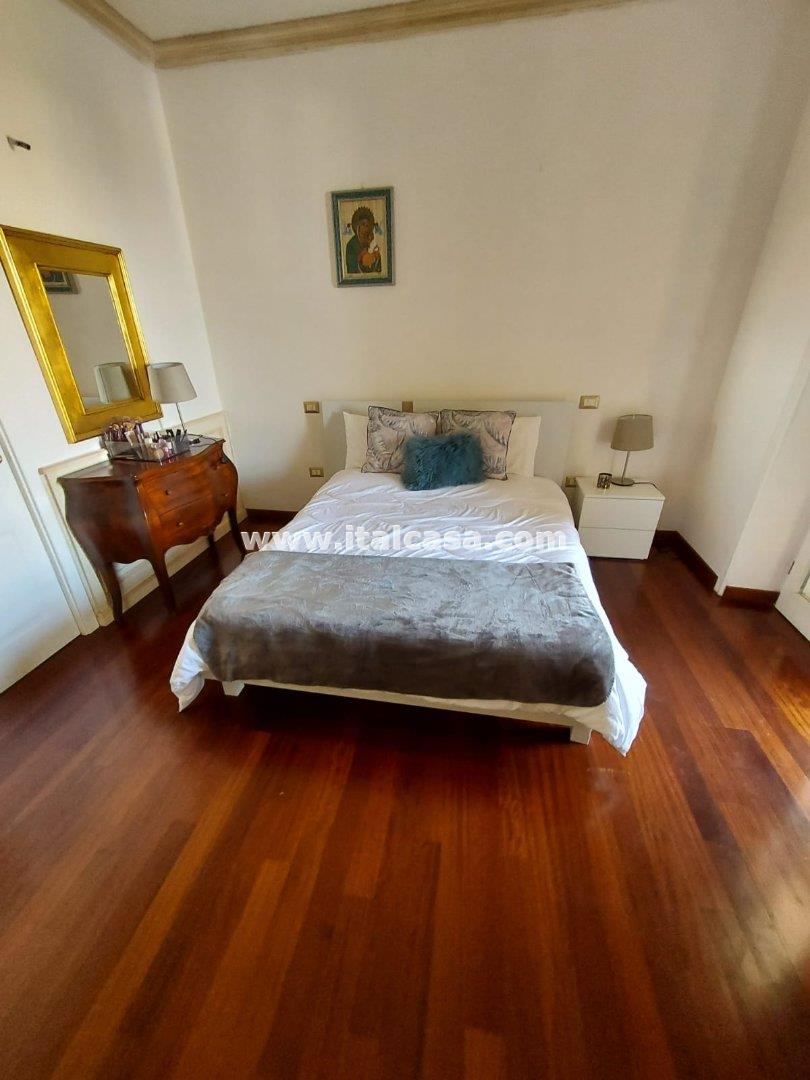 Villa Bifamiliare in vendita a Crotone