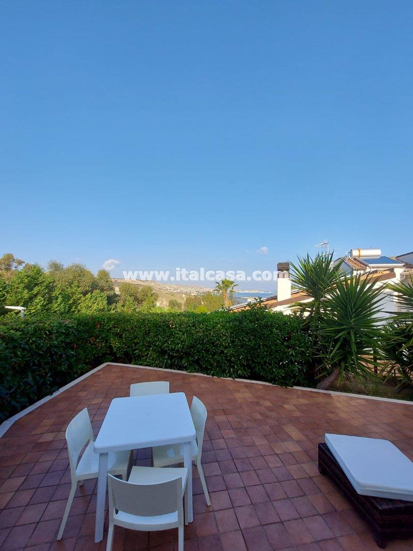 Villa Bifamiliare in vendita a Crotone