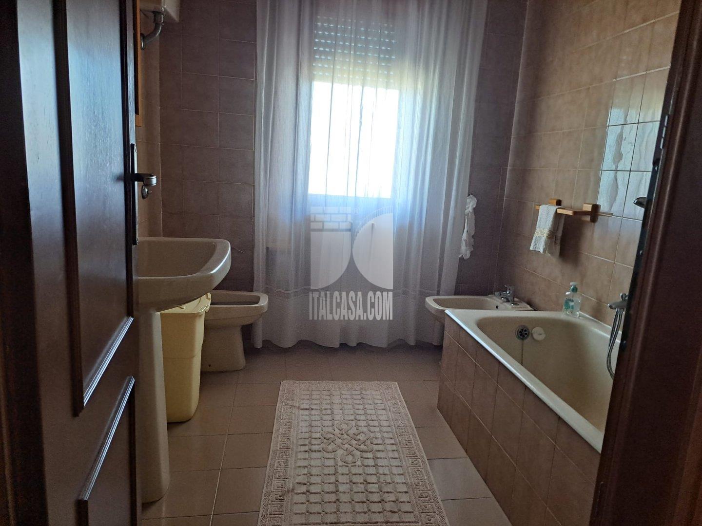 Appartamento in vendita a Crotone