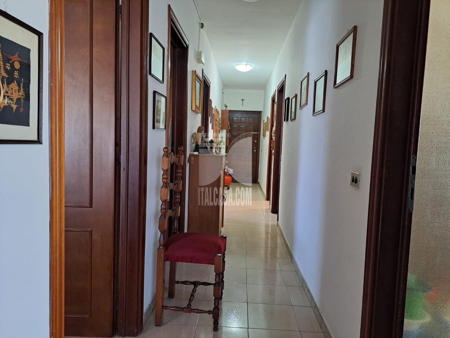 Appartamento in vendita a Crotone