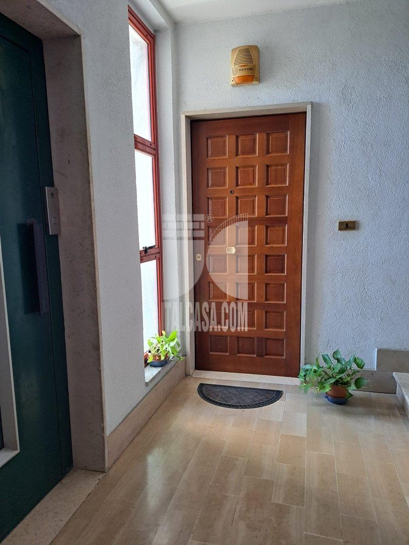 Appartamento in vendita a Crotone