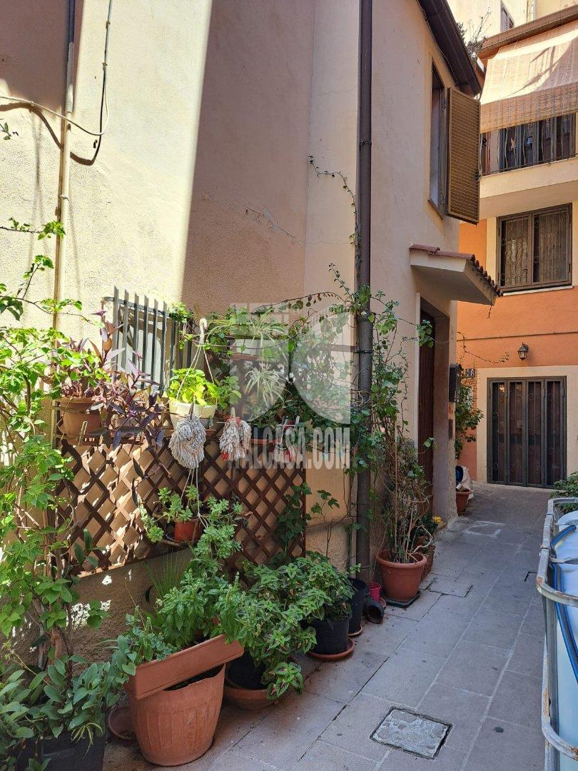 Casa Unifamiliare in vendita a Crotone
