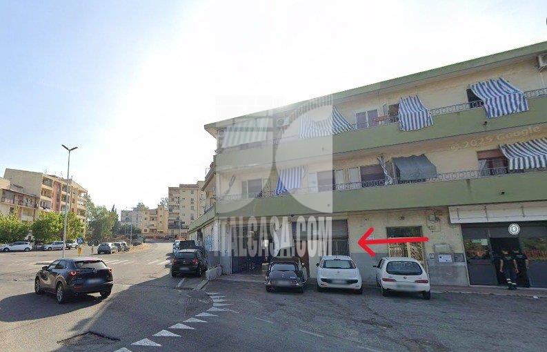 Magazzino in vendita a Crotone