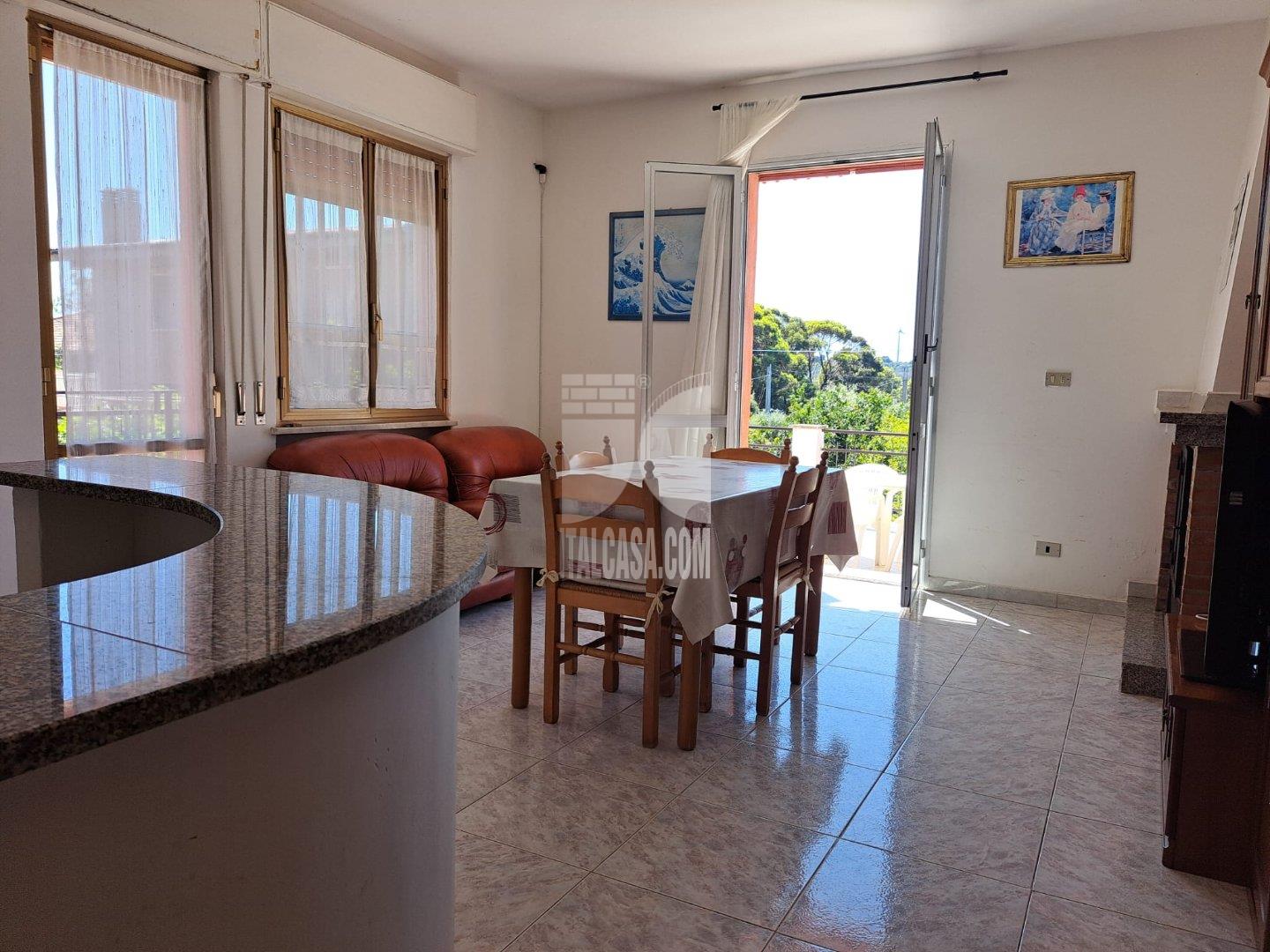 Appartamento in vendita a Isola di Capo Rizzuto