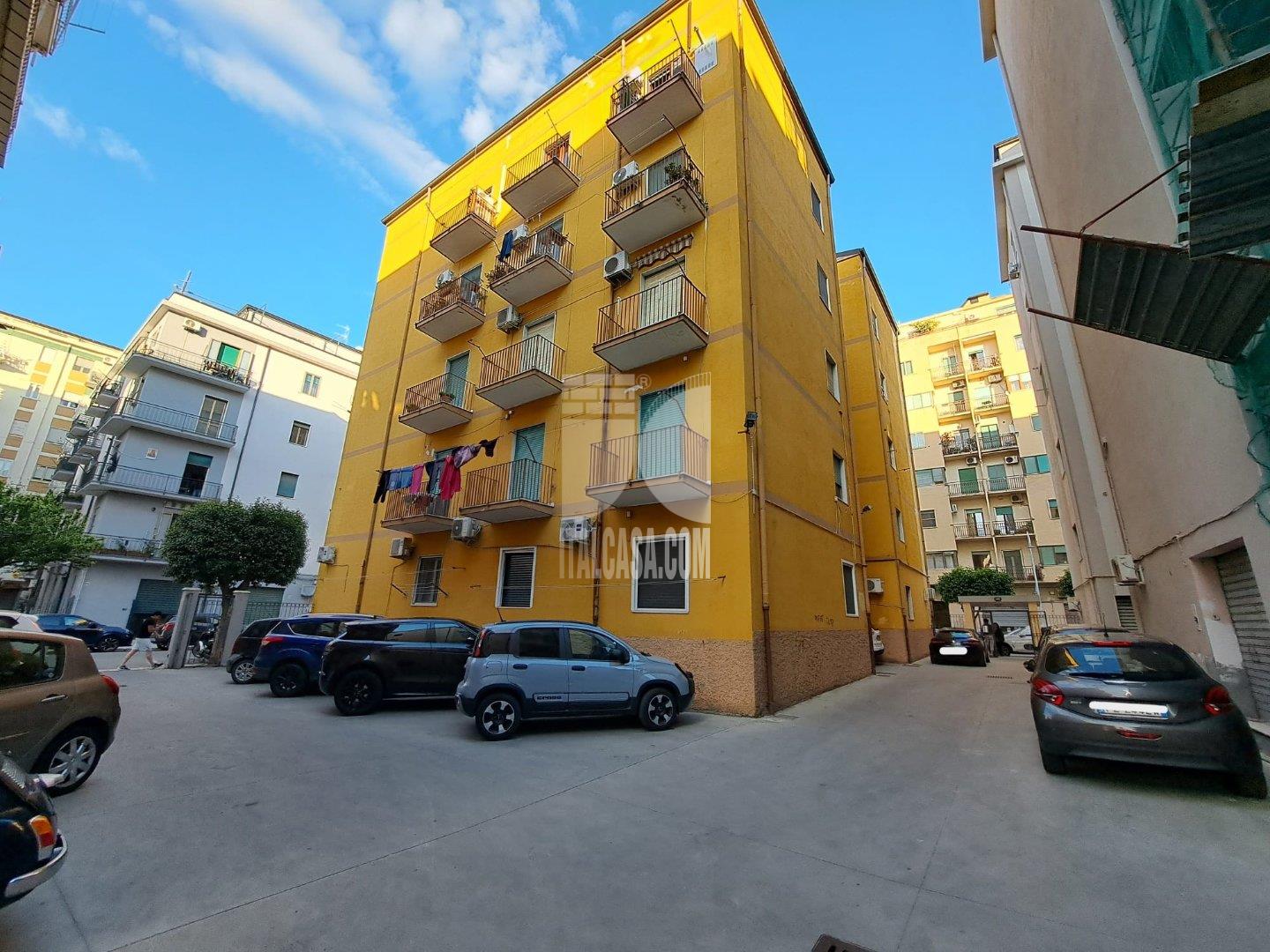 Appartamento in vendita a Crotone