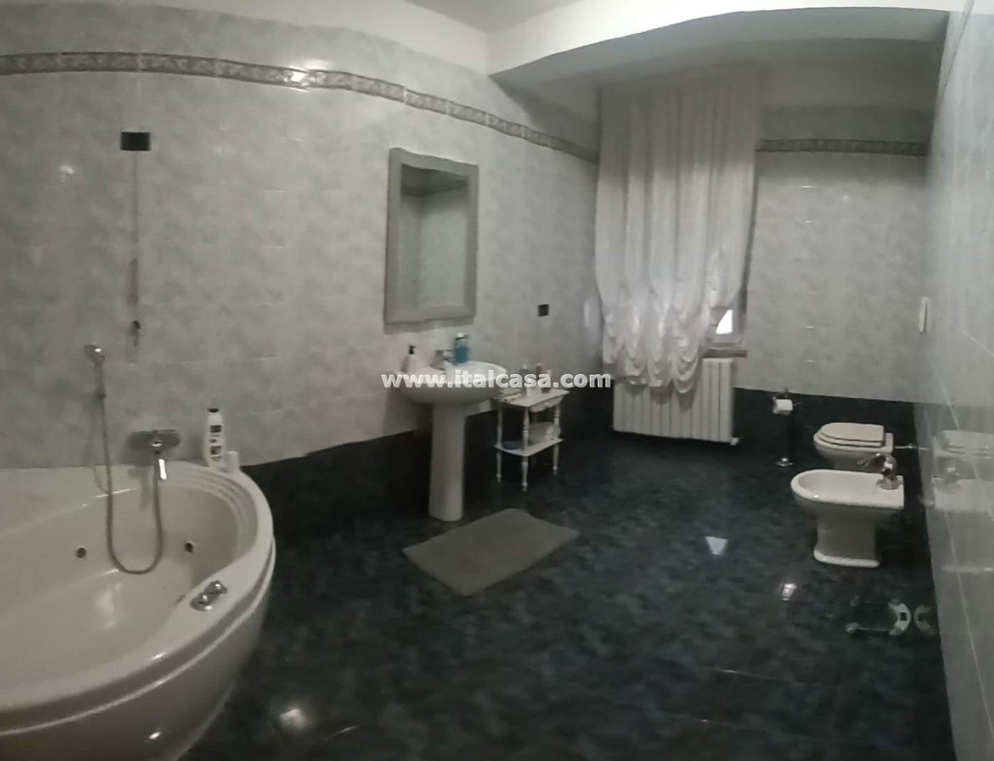 Appartamento in vendita a Crotone