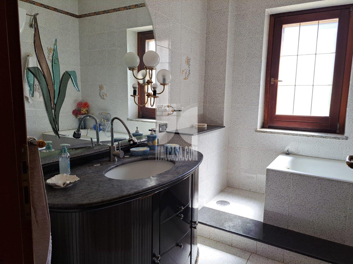 Appartamento in vendita a Crotone