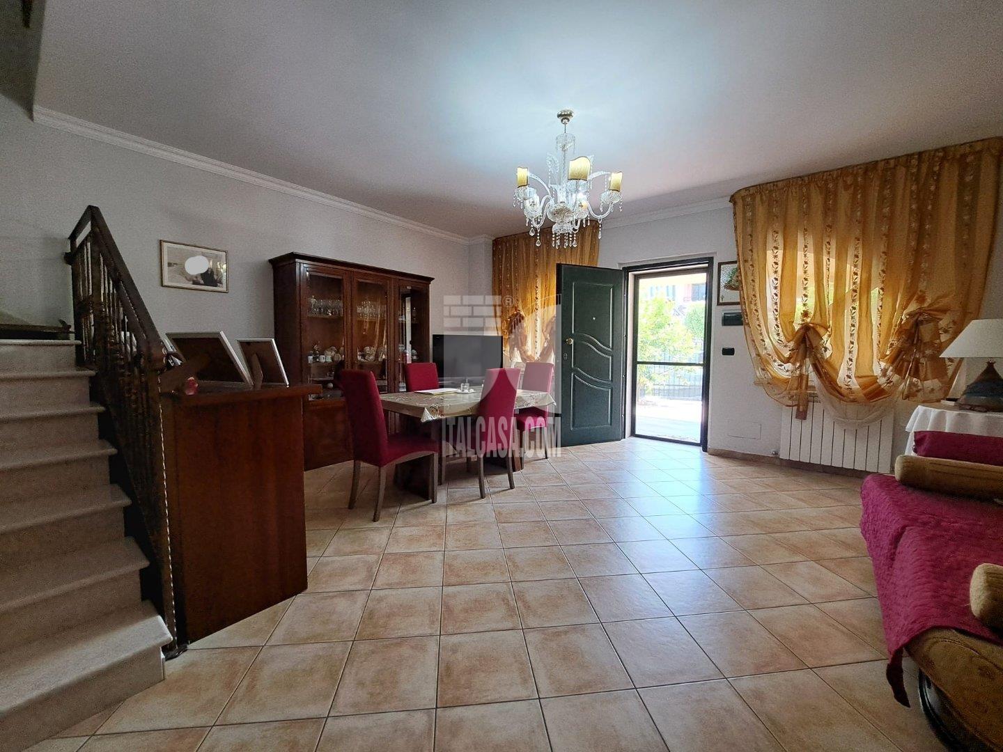 Villa a schiera in vendita a Crotone
