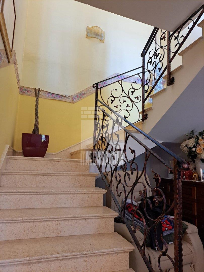 Villa Unifamiliare in vendita a Crotone