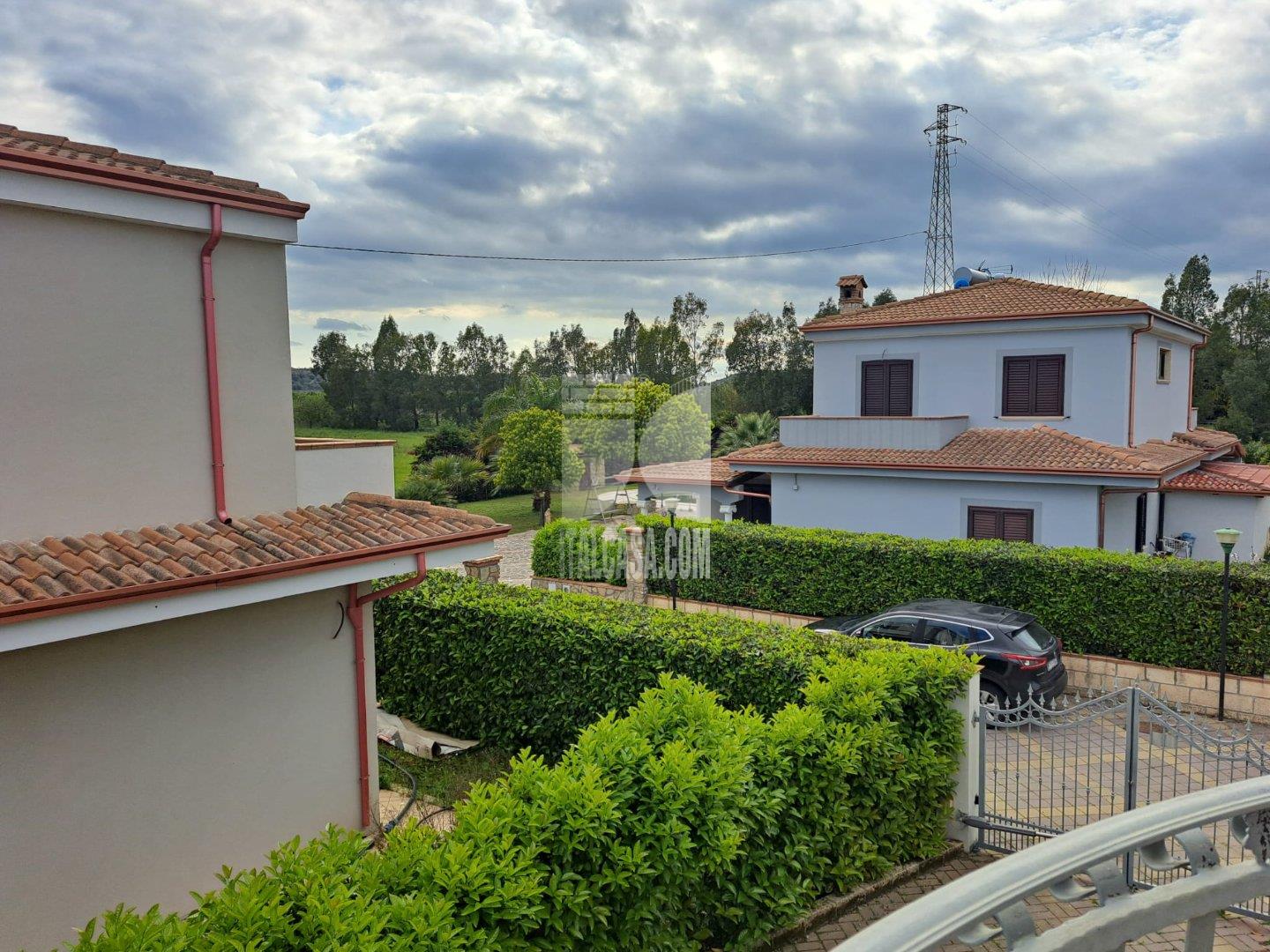 Villa Unifamiliare in vendita a Crotone