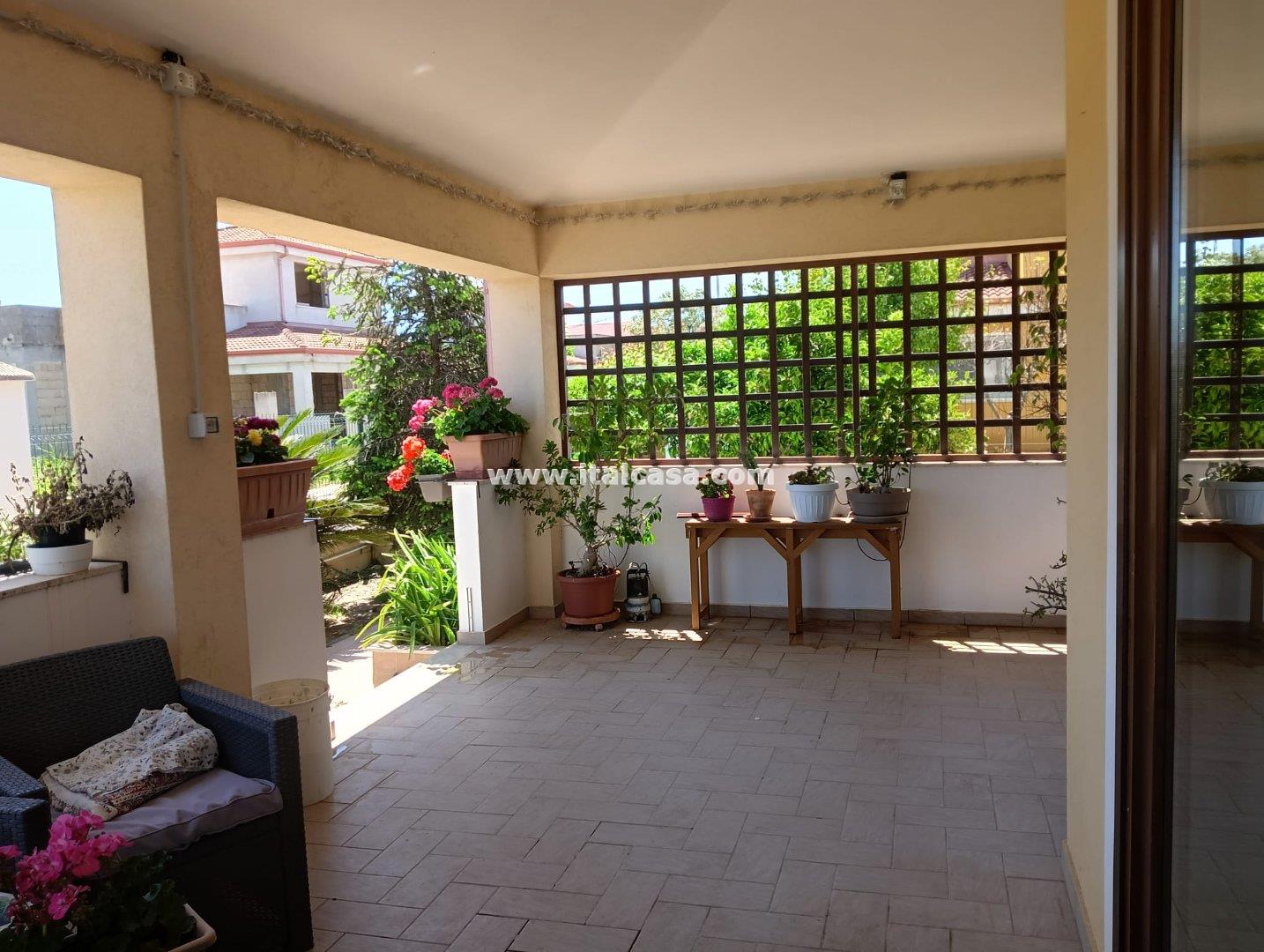Villa Unifamiliare in vendita a Crotone