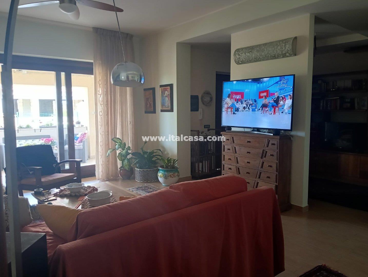 Villa Unifamiliare in vendita a Crotone