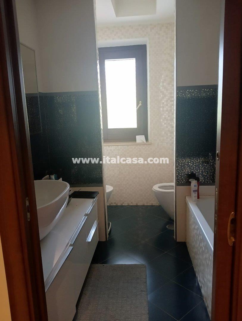 Villa Unifamiliare in vendita a Crotone