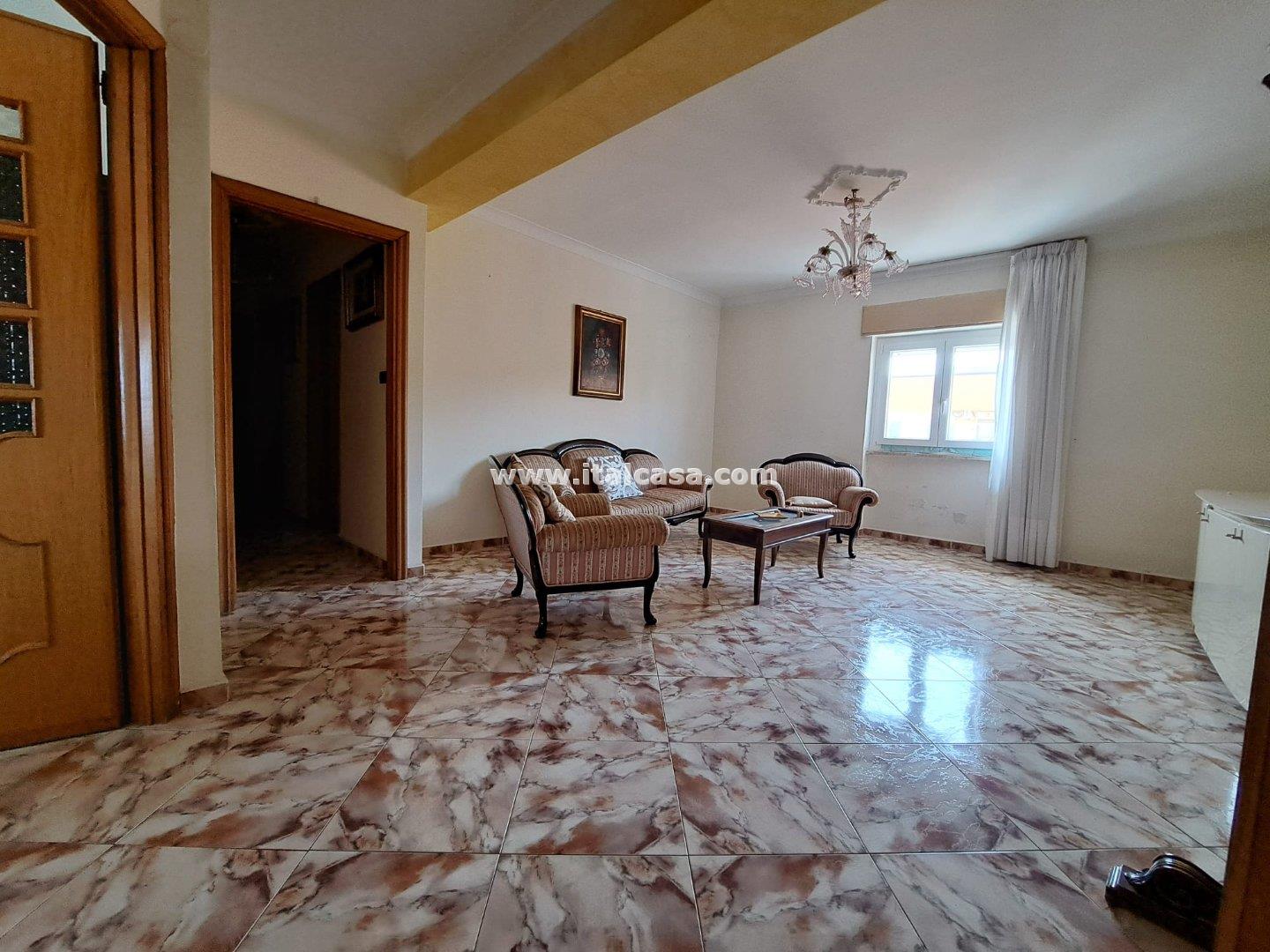 Appartamento in vendita a Crotone