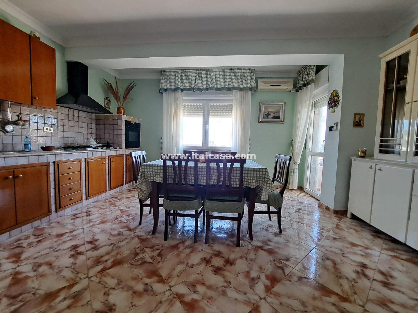 Appartamento in vendita a Crotone