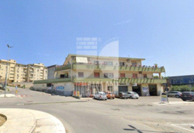 Magazzino in vendita a Crotone