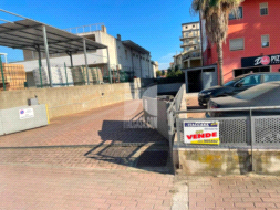 Box / Autorimessa in vendita a Crotone