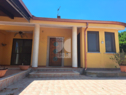 Villa Bifamiliare in vendita a Crotone