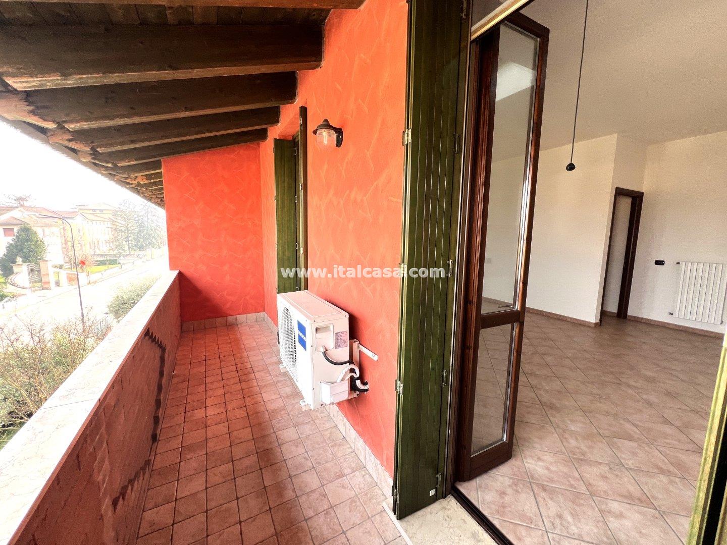 Appartamento in vendita a Curtatone