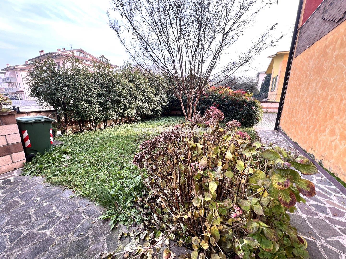 Appartamento in vendita a Curtatone