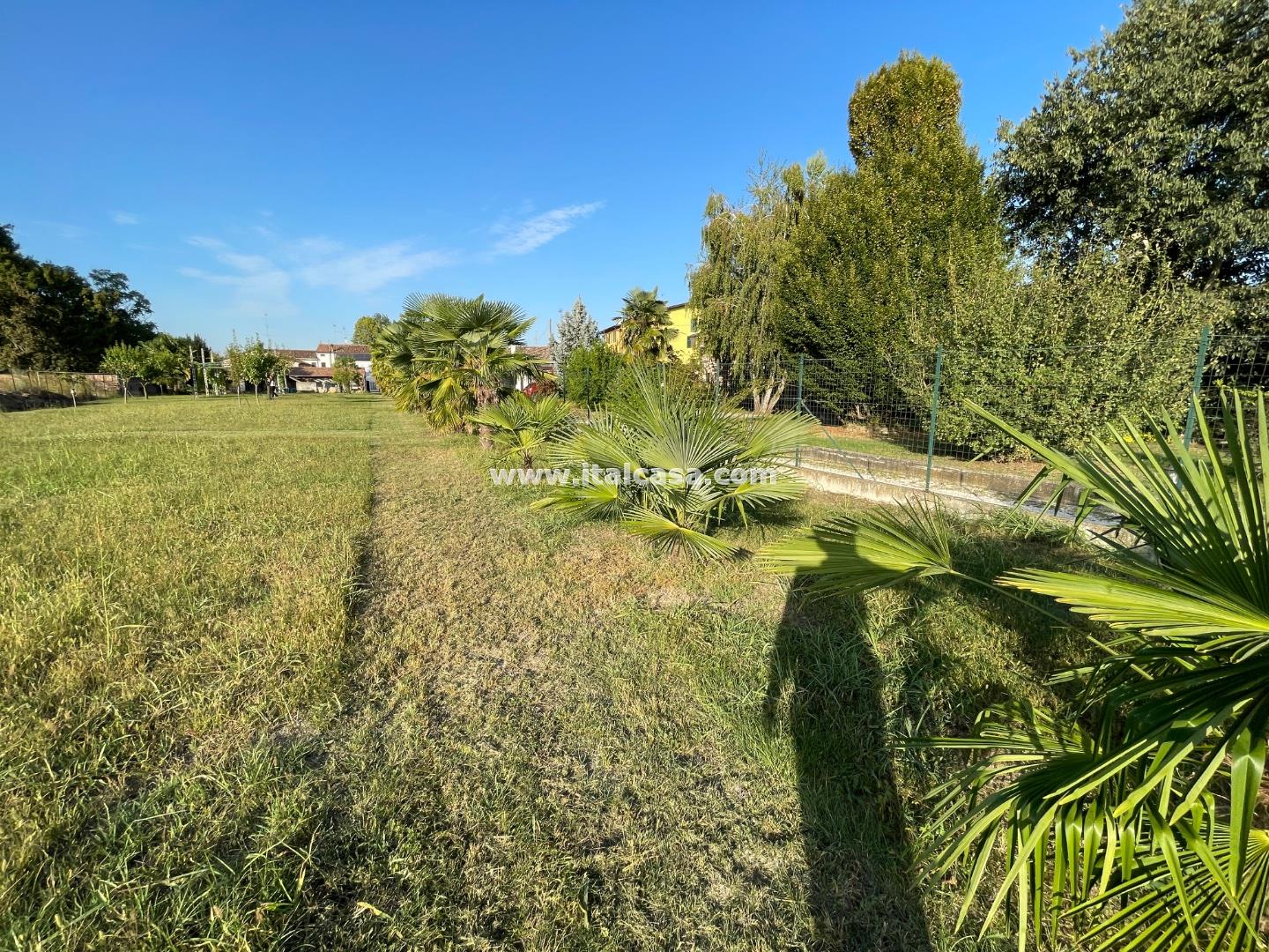 Terreno Residenziale in vendita a Motteggiana