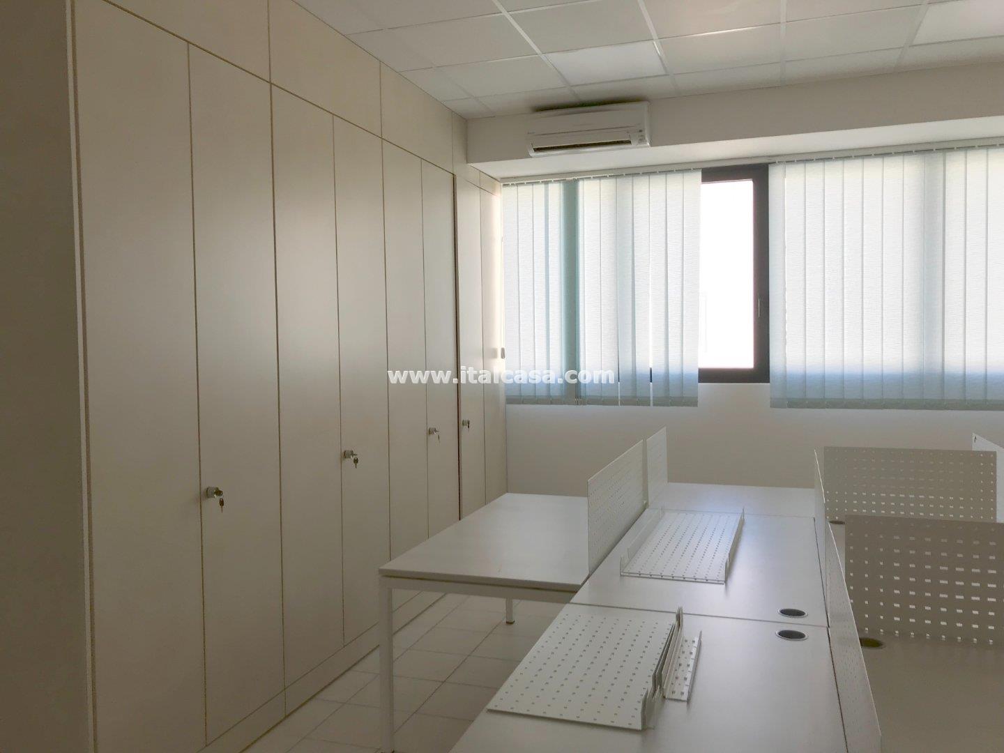 Ufficio in affitto a Curtatone