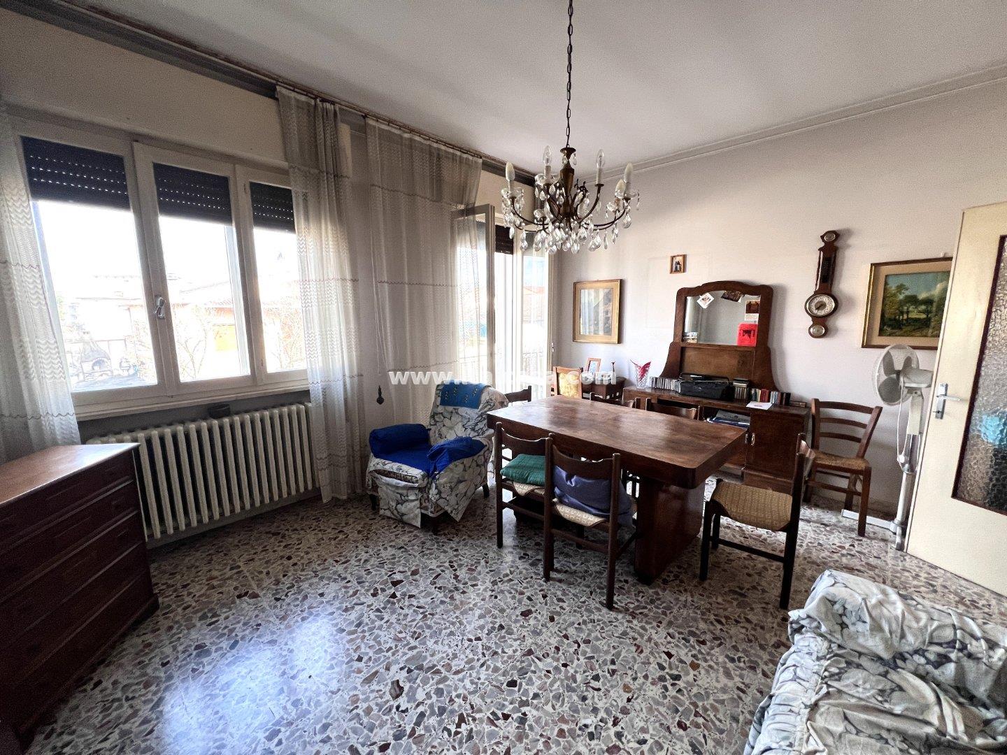 Villa Unifamiliare in vendita a Curtatone