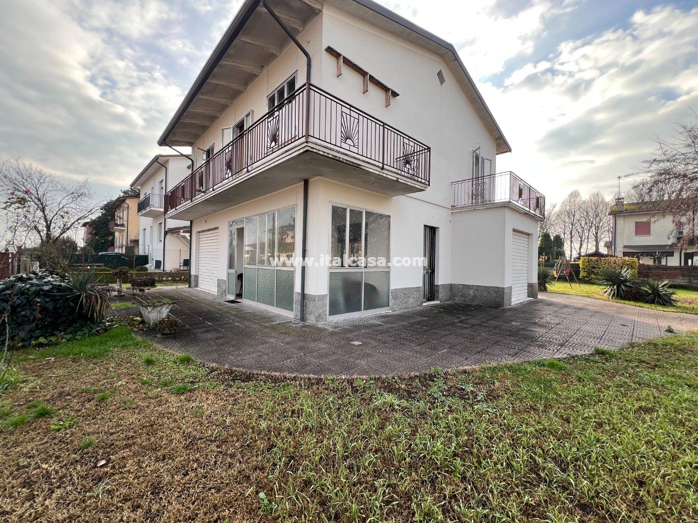 Villa Unifamiliare in vendita a Curtatone
