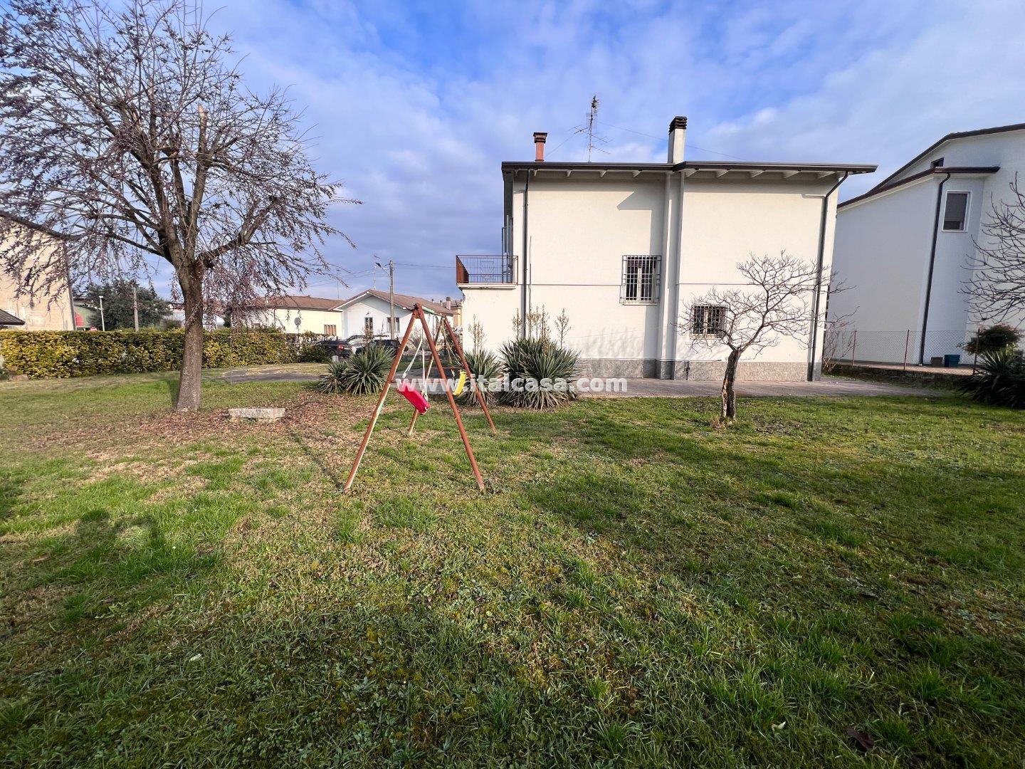 Villa Unifamiliare in vendita a Curtatone