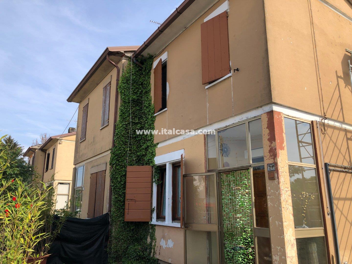 Villa Bifamiliare in vendita a Curtatone