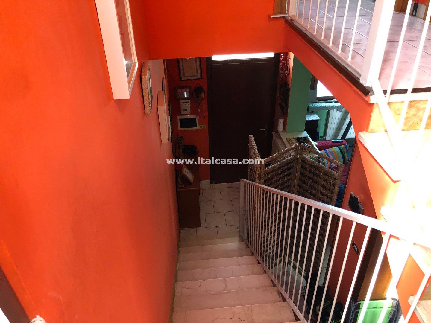 Villa Bifamiliare in vendita a Curtatone