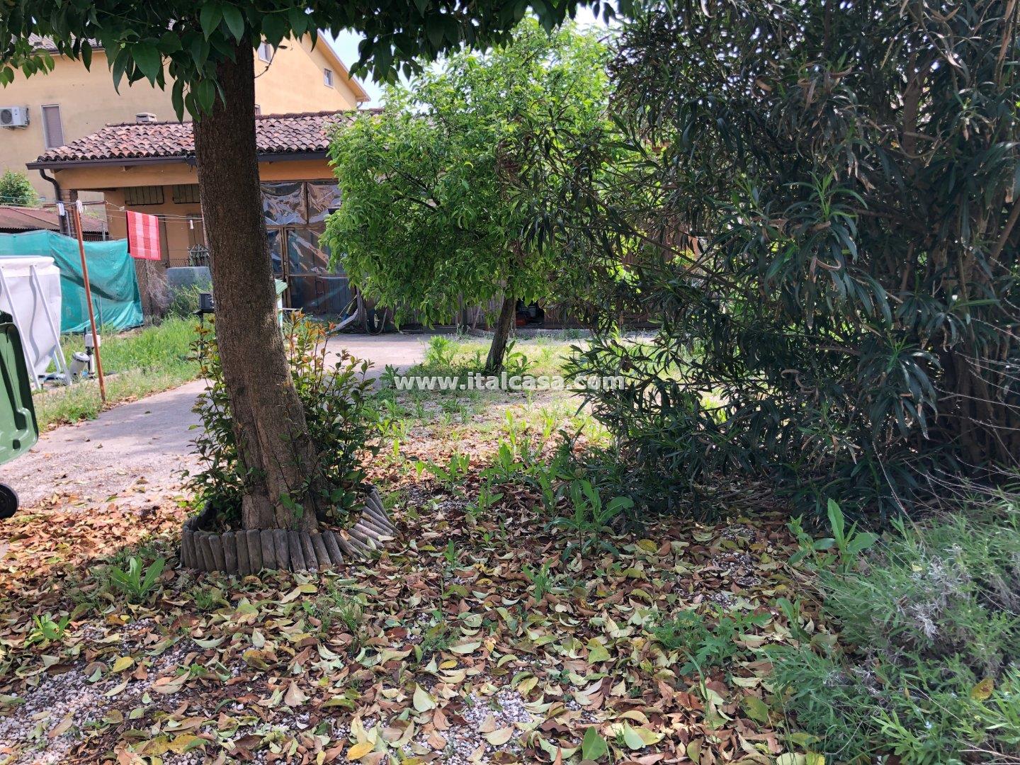 Villa Bifamiliare in vendita a Curtatone