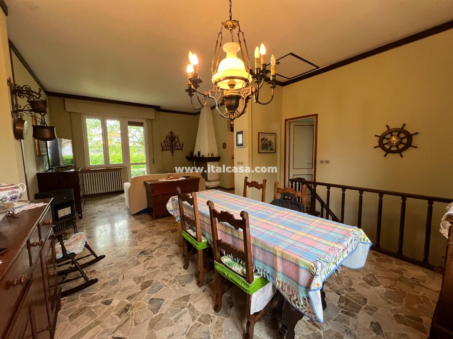 Villa Unifamiliare in vendita a Curtatone