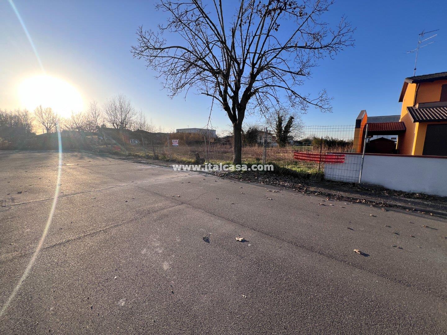 Terreno Residenziale in vendita a Castellucchio