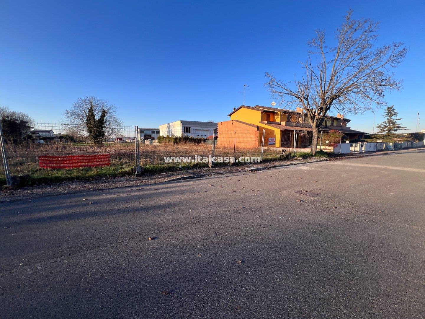 Terreno Residenziale in vendita a Castellucchio