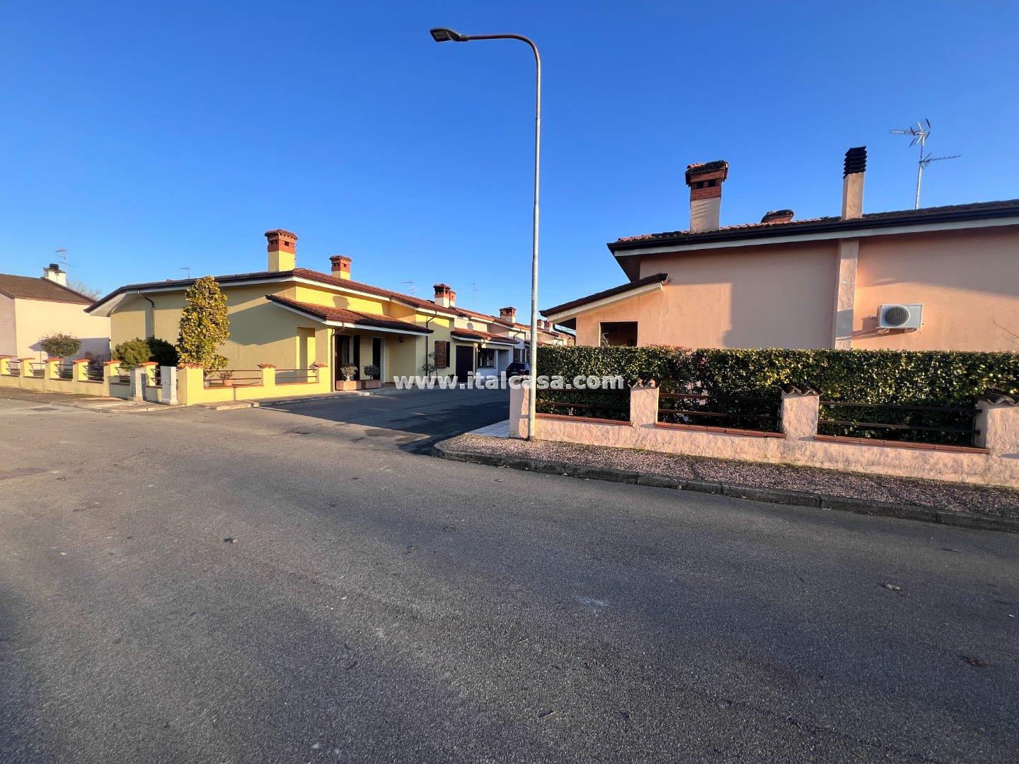 Terreno Residenziale in vendita a Castellucchio