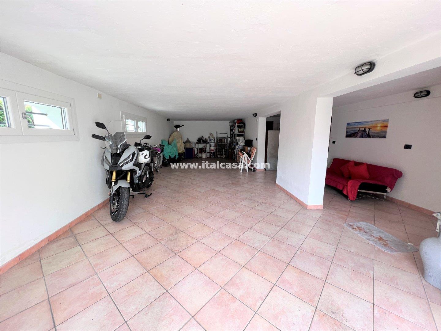 Villa Unifamiliare in vendita a Borgo Virgilio