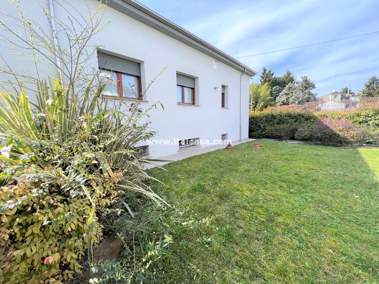 Villa Unifamiliare in vendita a Borgo Virgilio