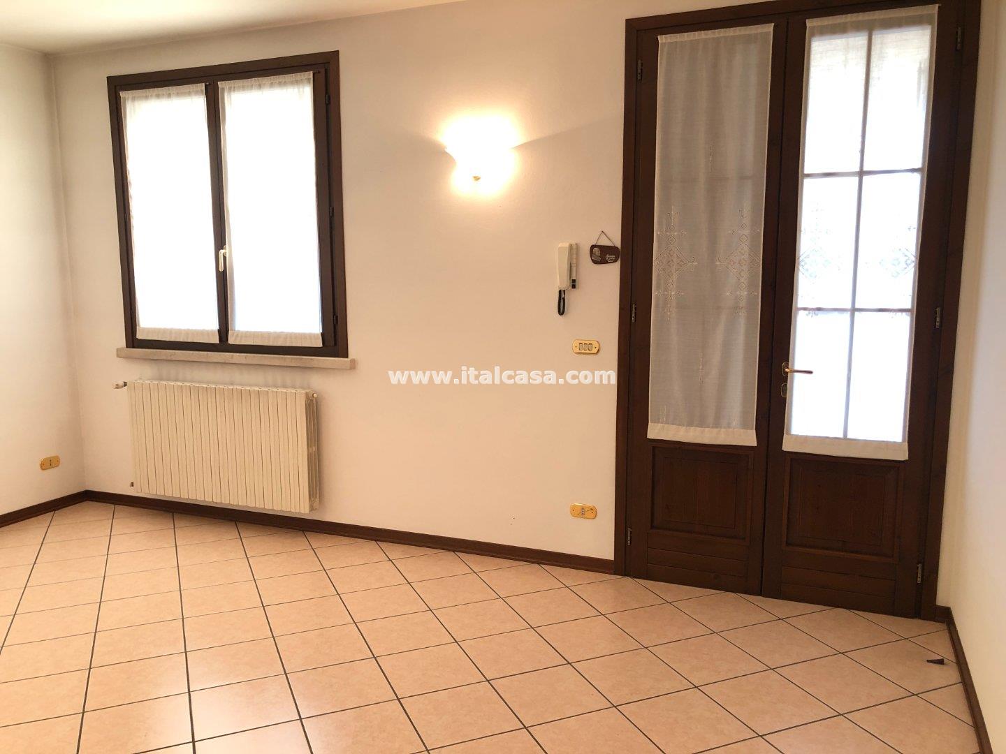 Villa Bifamiliare in vendita a Curtatone