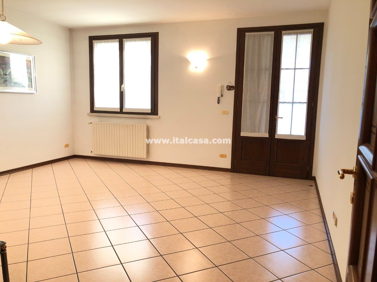 Villa Bifamiliare in vendita a Curtatone