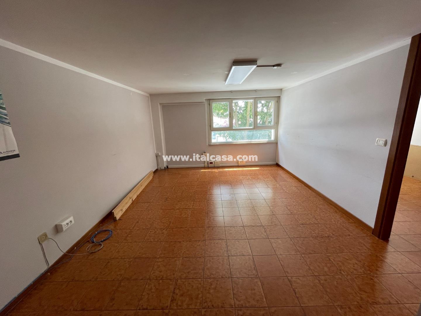Ufficio in affitto a Bagnolo San Vito