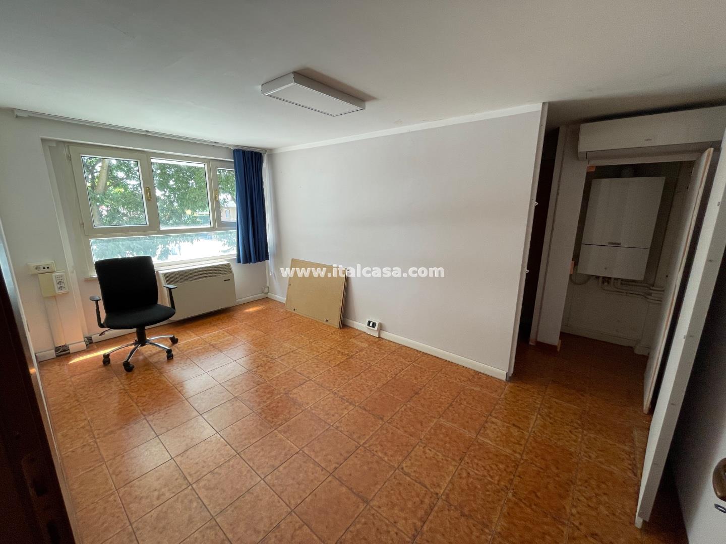 Ufficio in affitto a Bagnolo San Vito