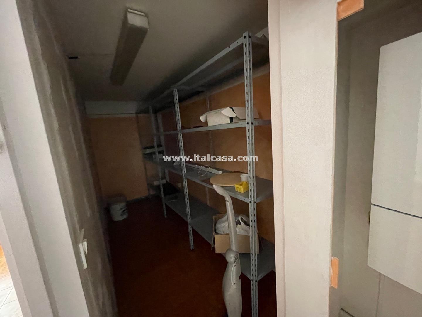 Ufficio in affitto a Bagnolo San Vito
